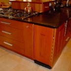 MAHOGANY KITCHEN COOKTOP